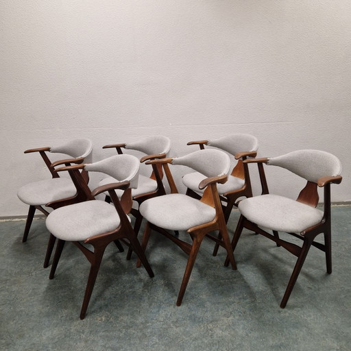 6 Kuhhornstühle, neu bezogen von Awa Louis van Teeffelen