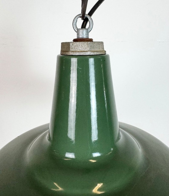 Image 1 of Lampada a sospensione in smalto verde industriale, anni '60