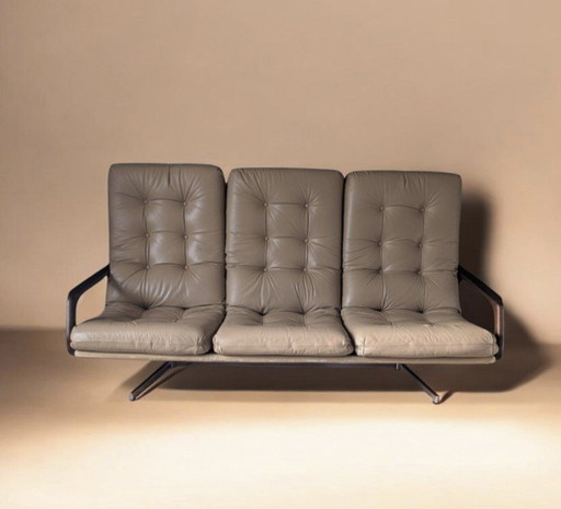 Divano Eugen Schmidt, design di metà secolo, in pelle.