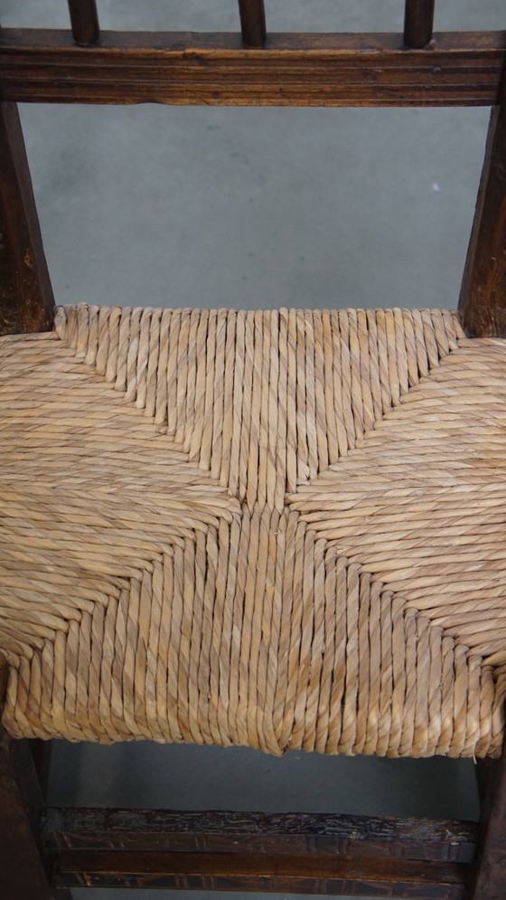 Image 1 of 4 x Antiker spanischer Bauernstuhl mit Korbsitz