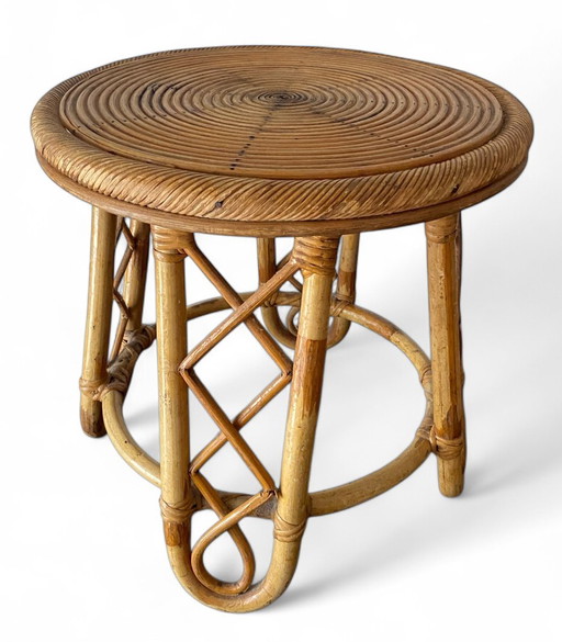 Vintage rattan stool - H35 x D35 cm