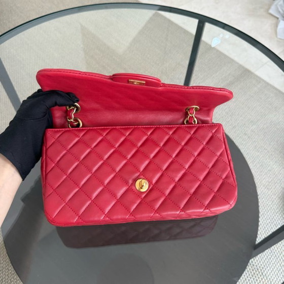 Image 1 of Chanel Classic Flap Medium - Special Valentine Edition 25CM Quilted Lambskin Red Gold Hardware Series 14