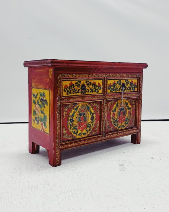 Image 1 of Tables de chevet tibétaines