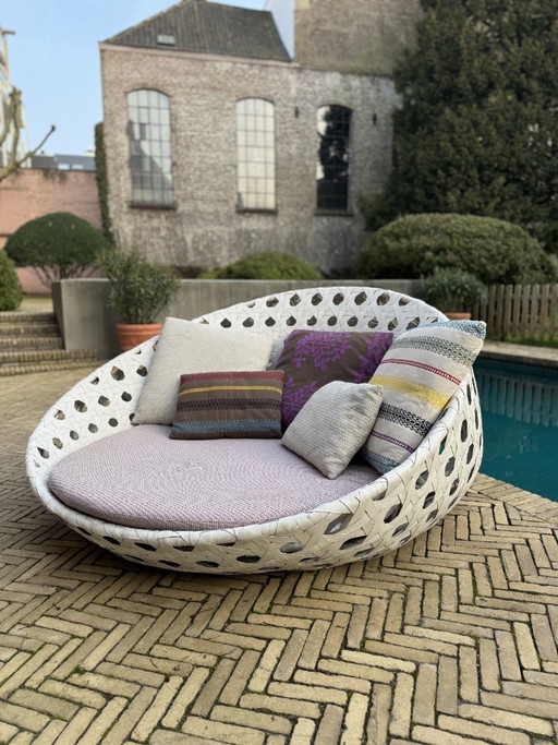 B&B Italia - Patricia Urquiola - Sofa - Canasta - Aluminum