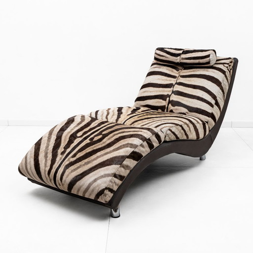 Chaise longue italienne en cuir de vachette à motif zèbre, années 1980