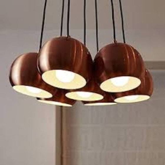 Kupferfarbene Pendelleuchte mit 7 Kugeln – zuiver, Pendelleuchten, Metall (photo 5 of 5)