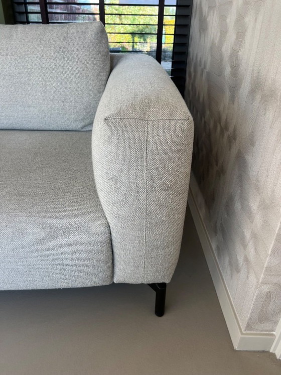 Pode 2-Sitzer Sofa, hellgrauer Textilbezug, 2 Sitzer Sofas, Stoff, Metall, Modern (Foto 6 von 15)