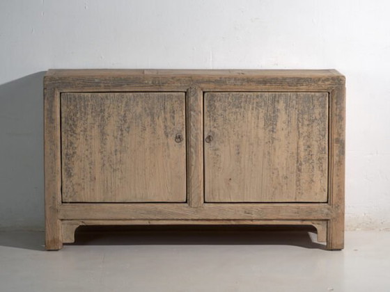 Antique low sideboard in elm with two doors – China, circa 1950 – Sideboard cabinet (photo 26 of 40)