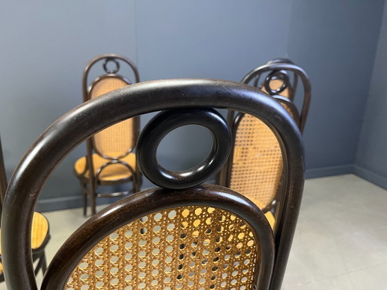 Image 1 of Thonet nr. 207 eetkamerstoelen 'Long John', set van 6, 1985