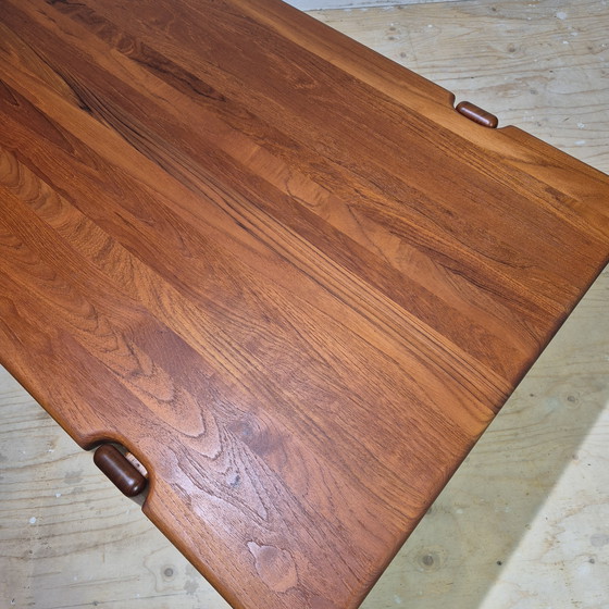 Image 1 of Niels Bach, table basse vintage danoise en teck restaurée