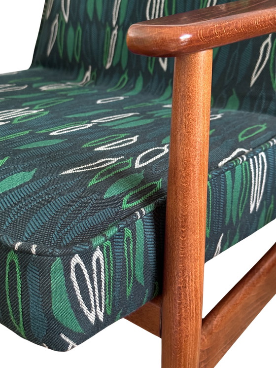 Image 1 of Set middeneeuwse fauteuils, door Juliszu Kędziorek in groen jacquard, jaren 1960