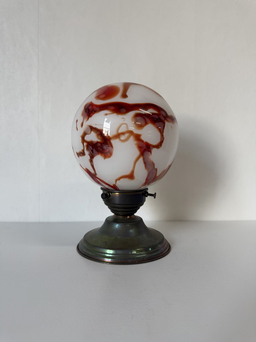 Vintage gemarmerde plafonniere bol wit rood glas Art deco