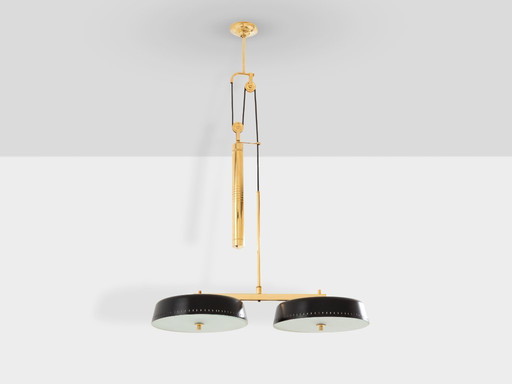 Gaetano Sciolari voor Stilnovo, beschilderde metalen messing katrolkroonluchter 1950