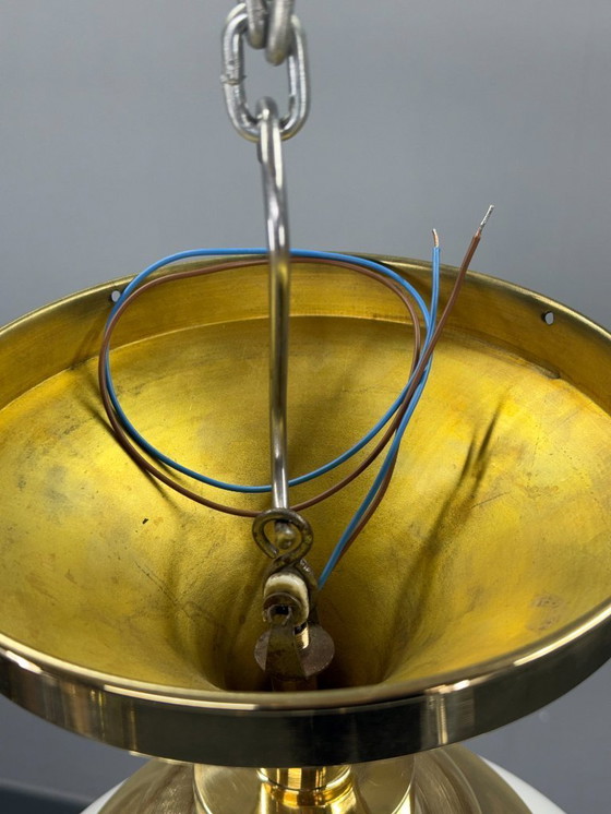 Image 1 of Plafonnier Art Déco en laiton et verre opalin des années 1930, République tchèque