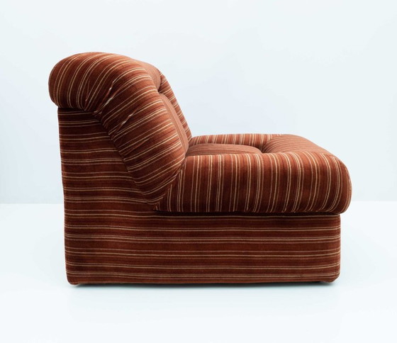 Image 1 of Set van vijf vintage Italiaanse fluwelen modulaire fauteuils en een salontafel, jaren 70.