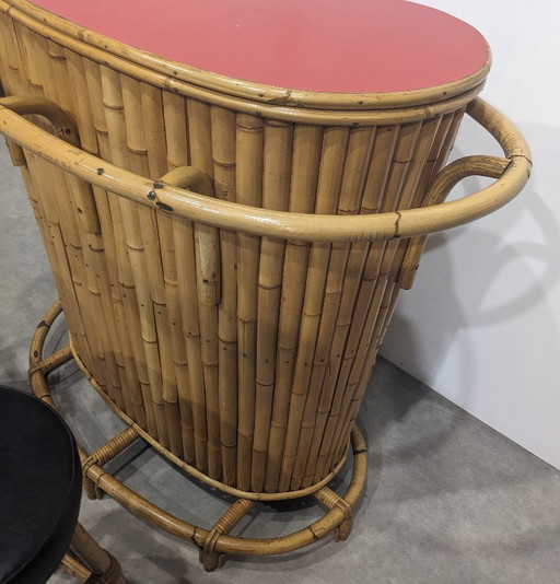 Vintage tiki bar uit de jaren 60