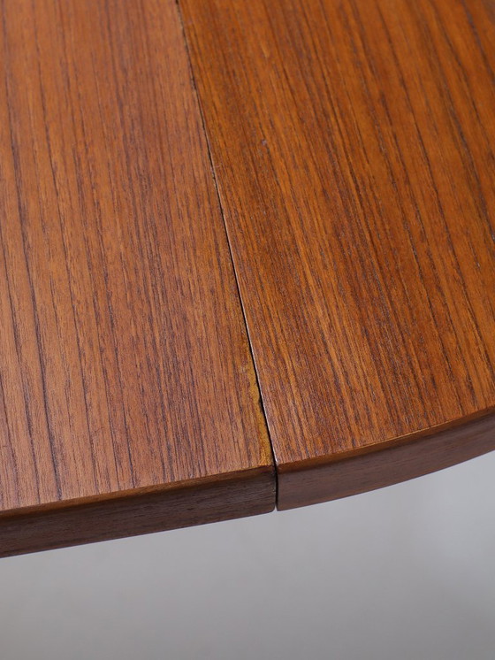 Image 1 of Extendable round dining table teak Danish vintage