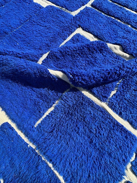 Image 1 of Marokkaans blauw Beni Mrirt tapijt 300x340 cm - Handgemaakt wollen tapijt, blauw geometrisch vloerkleed
