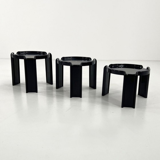 Image 1 of Set zwarte bijzettafels van Giotto Stoppino voor Kartell, jaren 70.