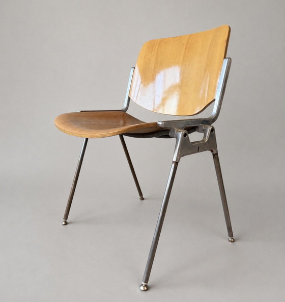 6 sedie vintage Castelli DSC 106 di Giancarlo Piretti – Sedie da pranzo, Aluminium, Metal (photo 10 of 15)