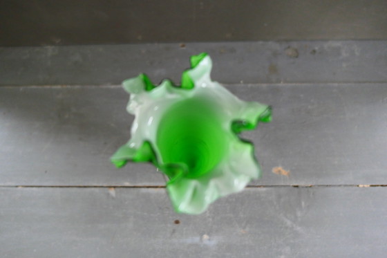 Image 1 of Vase Vintage Tango Verre Opalin Vert