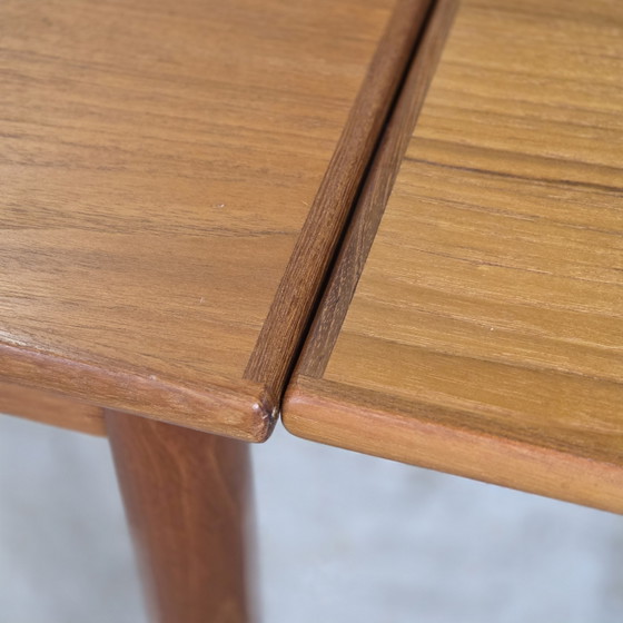 Image 1 of Vintage jaren 60 verlengbare Deense eettafel teak topstaat!