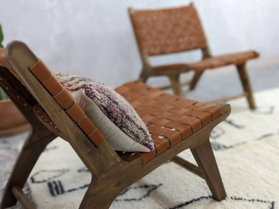Deux fauteuils marocains en cuir (photo 6 of 12)