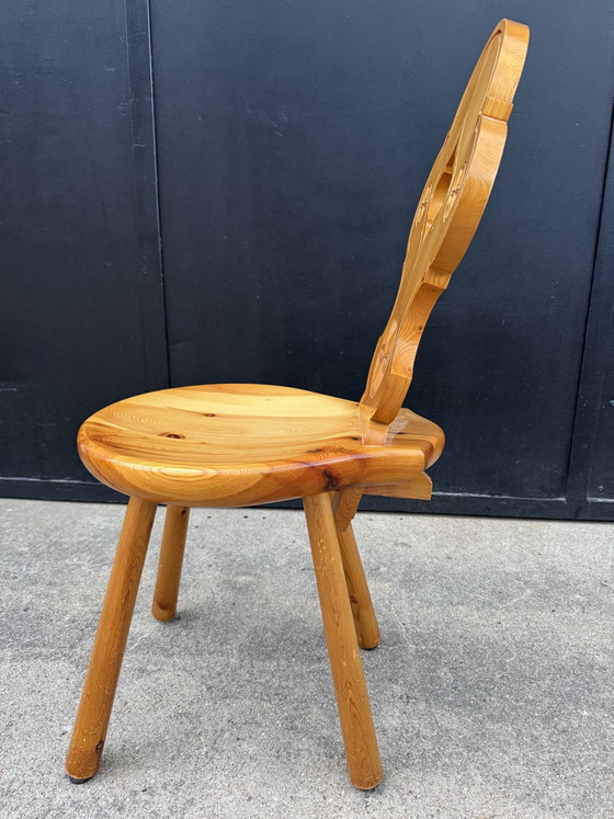 Image 1 of Chaise montagnarde pin massif vintage 