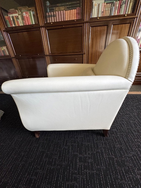 Poltrona Frau „Lyra“ Leather Armchair – Design Classic in White (Genuine Leather) – Wood (photo 3 of 5)