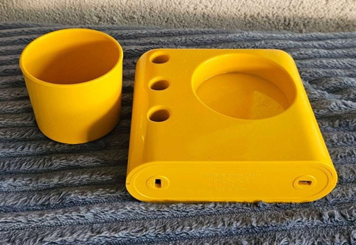 Gedy Space Age Toothbrush Holder – 1970s Italian Design, Bright Yellow ABS Plastic