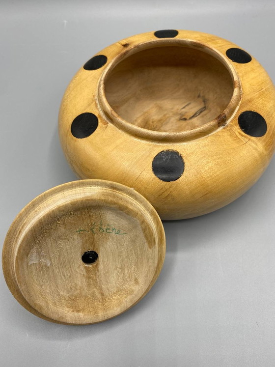 Scatola in acero tornito, intarsi in ebano, firmata dall'artigiano. – Oggetti decorativi (photo 3 of 7)