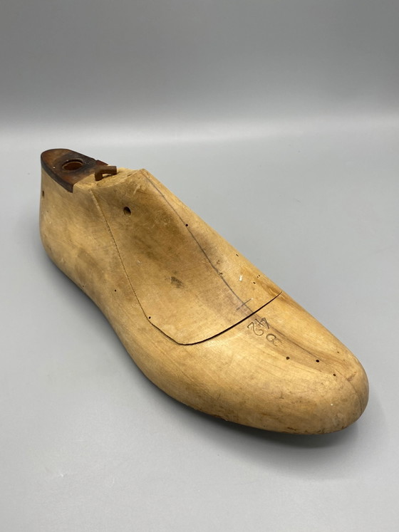 Forme de cordonnier en bois antique, pied droit, taille 42 – Objets déco, Wood, Metal (photo 2 of 5)