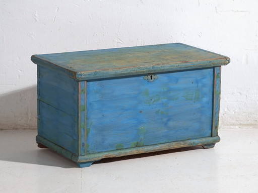 Arca antigua pintada de azul en pino – Europa Central, circa 1900 – opbergkast, Iron, Scandinavian (photo 2 of 40)