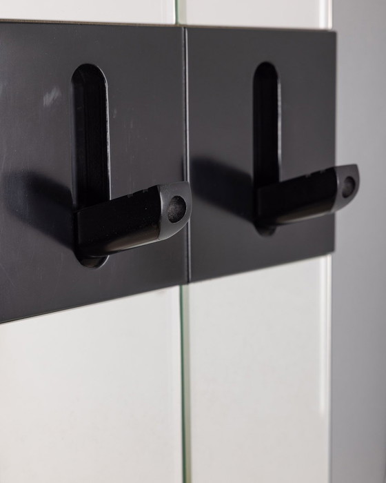 Image 1 of Coppia di appendiabiti da parete con specchi vintage del design italiano degli anni '70