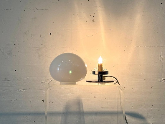 Image 1 of Lampe de table compacte avec globe en verre opale, années 2000