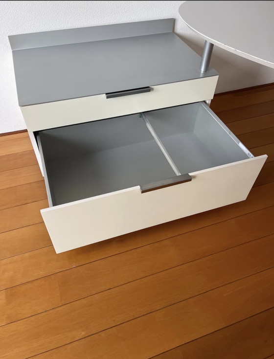 Image 1 of Escritorio con cómoda Ligne Roset