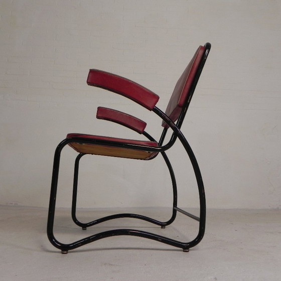 Image 1 of Conjunto de 4 sillones y mesa de centro con estructura tubular de estilo Bauhaus, década de 1950.