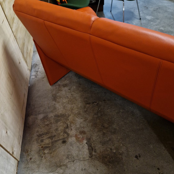 Image 1 of Leolux Bora Béta tweezitsbank leren bank oranje bank