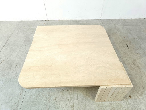 Mesa de centro de travertino