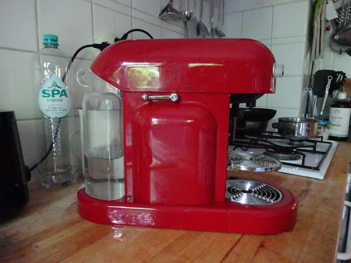 Krups Nespresso modèle rétro exclusif Maestria