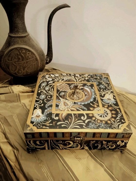 Image 1 of Caja grande para joyas, bufandas, pulseras, etc.