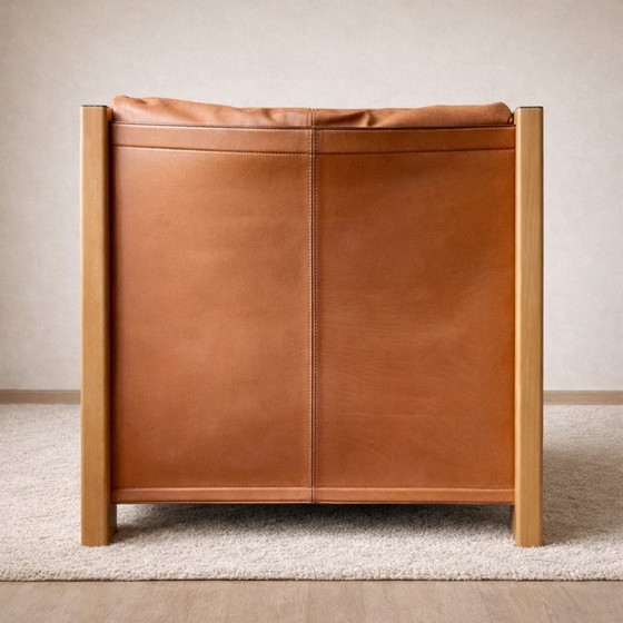 Image 1 of Bergère Afra & Tobia Scarpa per Maxalto pelle cognac e legno massello