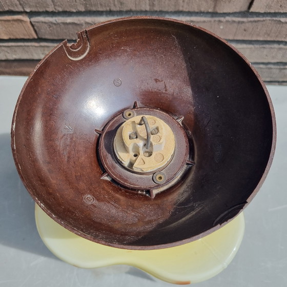 Image 1 of Deckenleuchte aus den 1930er/40er Jahren, mattiertes Glas mit Blumenmotiv, 28 cm/11 Zoll