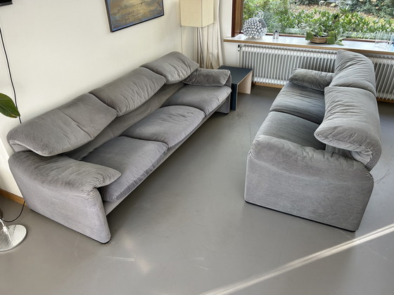 Image 1 of Cassina Maralunga 3-zits bank - grijs/zwart fluweel