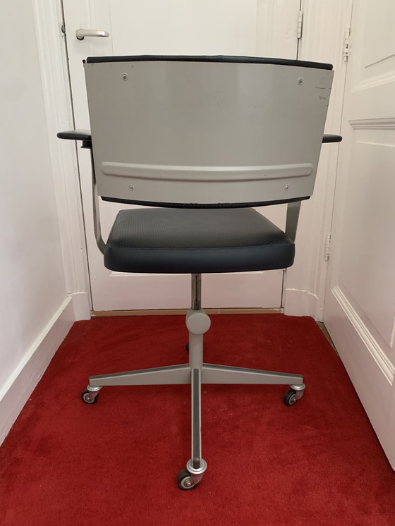 Image 1 of Friso Kramer Revolve Schreibtischstuhl Ahrend de Cirkel 1960