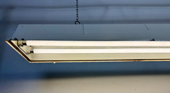 Image 1 of Tube lumineux suspendu industriel beige de la marque Famor, années 1970