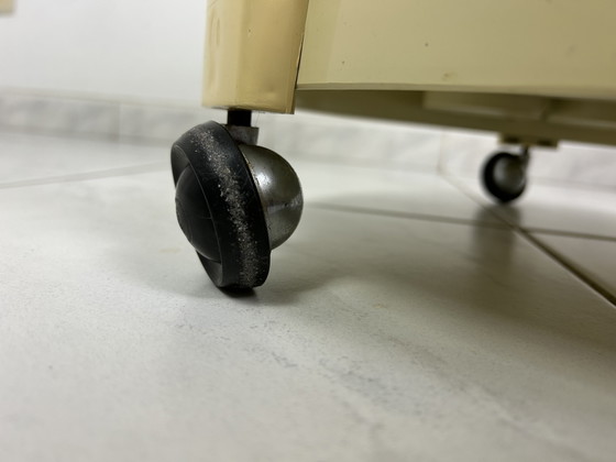 Image 1 of Tavolino/carrello vintage in stile era spaziale