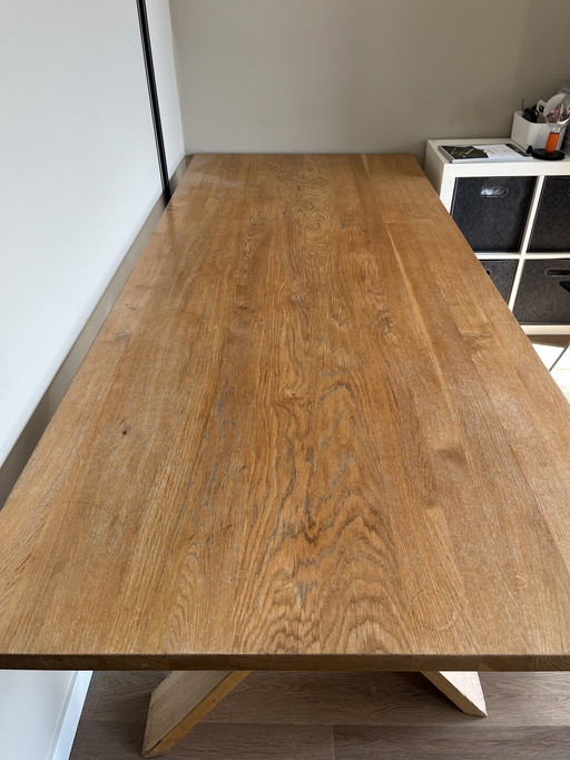 Oak table