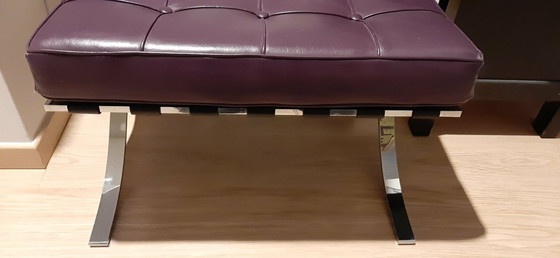 Image 1 of Pouf style Barcelone, marque Alivar, similicuir, piètement en X en métal