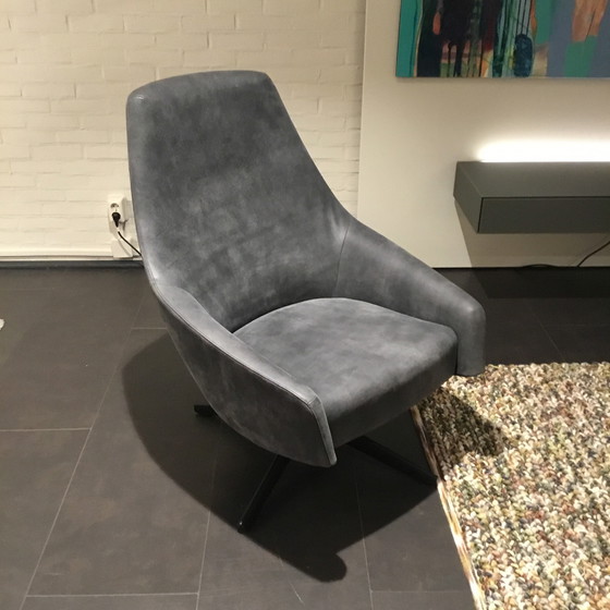 Image 1 of Poltrona Montis Puk